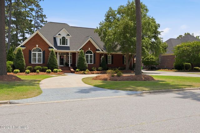 201 Foxcroft Lane, Winterville, NC 28590