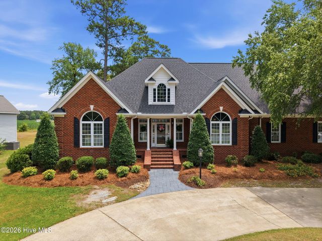 201 Foxcroft Lane, Winterville, NC 28590