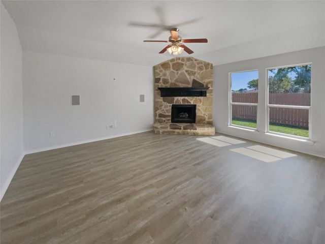 117 Independence Trail, Forney, TX 75126