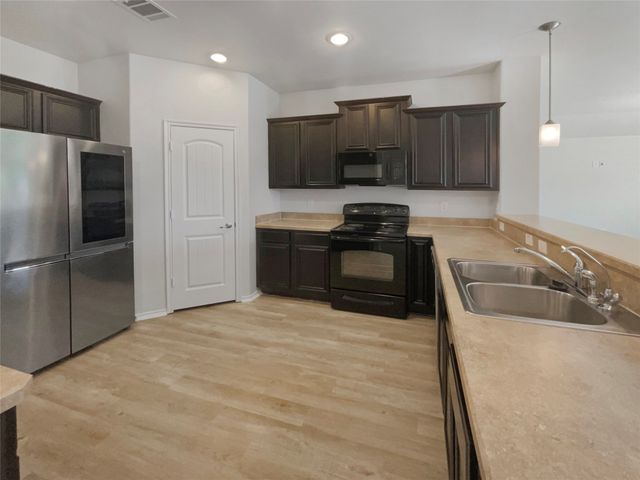 117 Independence Trail, Forney, TX 75126