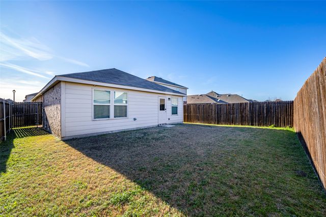 1062 Spofford Drive, Forney, TX 75126