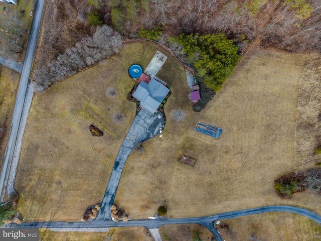 19882 EARNHARDT DR, Three Springs, PA 17264