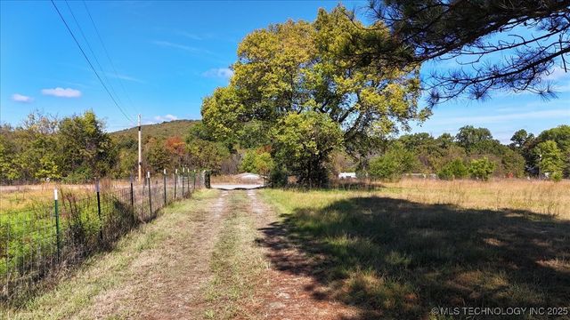 11710 W Highway 9, Stigler, OK 74462