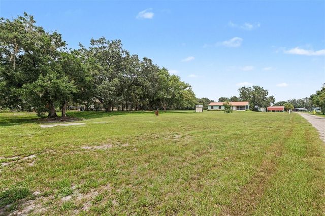 3149 SYDNEY DOVER ROAD, Dover, FL 33527