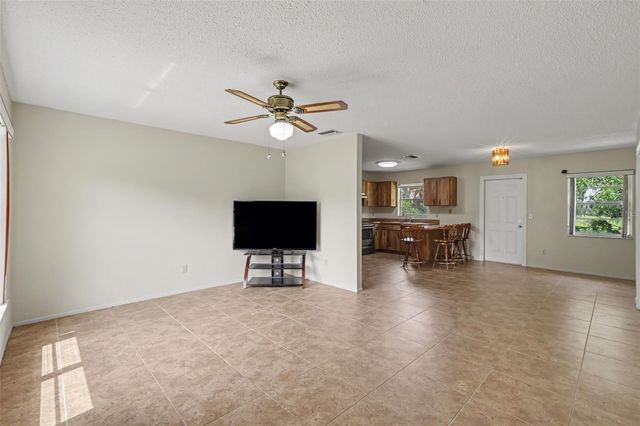 3149 SYDNEY DOVER ROAD, Dover, FL 33527