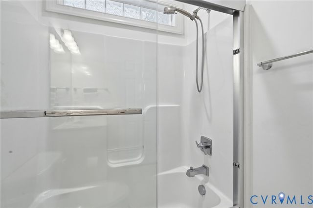 12425 Donahue Rd, Glen Allen, VA 23059