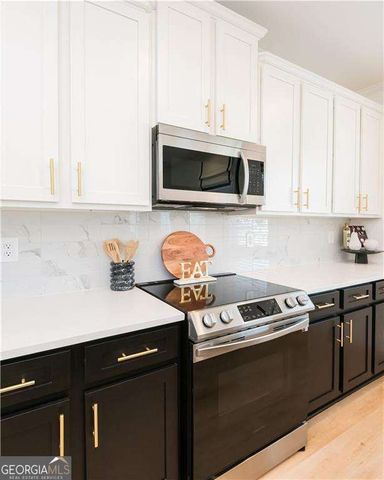 7224 Millbrae Walk, Flowery Branch, GA 30542