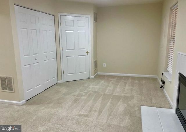 9058 TWO BAYS RD, Lorton, VA 22079