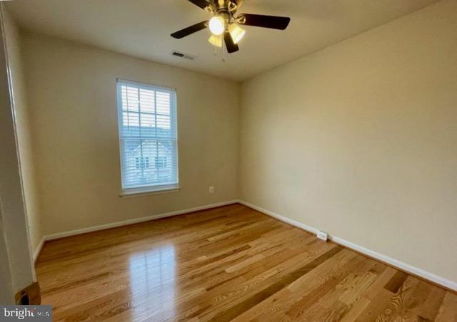 9058 TWO BAYS RD, Lorton, VA 22079