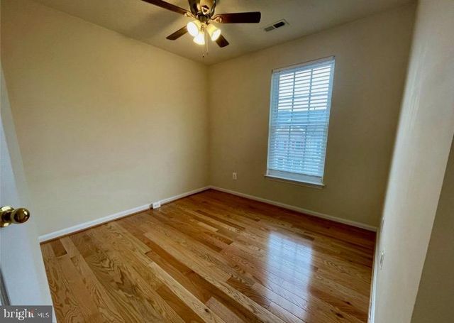 9058 TWO BAYS RD, Lorton, VA 22079