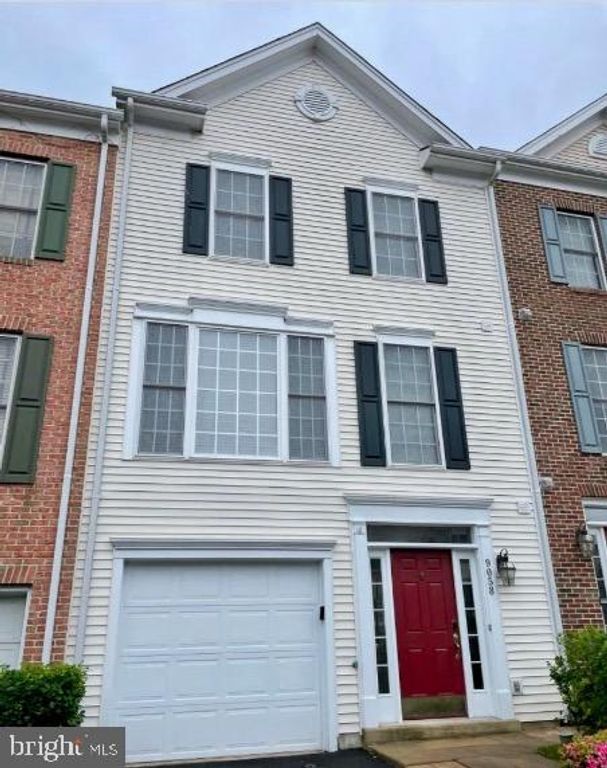 9058 TWO BAYS RD, Lorton, VA 22079