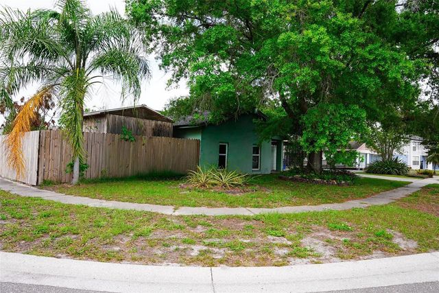 12422 CARDIFF DRIVE, Tampa, FL 33625