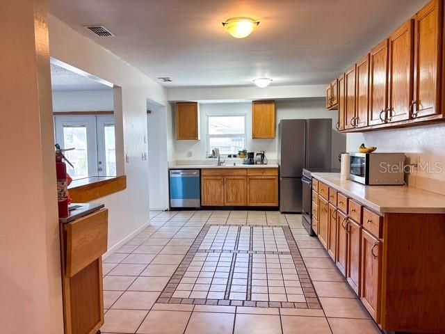 12422 CARDIFF DRIVE, Tampa, FL 33625