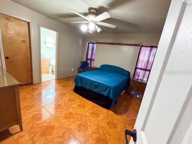 12422 CARDIFF DRIVE, Tampa, FL 33625