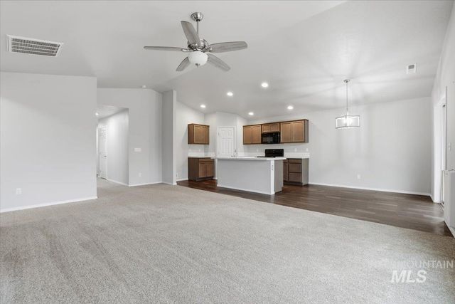 1324 Gold St., Middleton, ID 83644