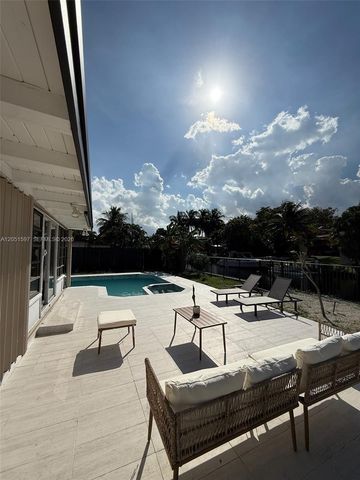 2443 Tortugas Lane, Fort Lauderdale, FL 33312