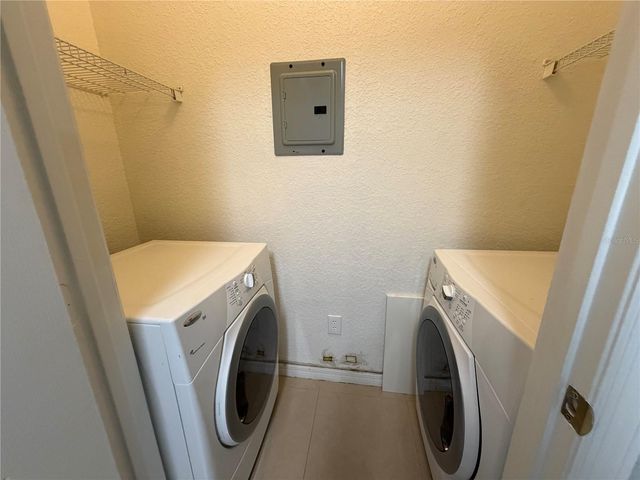 3735 CONROY ROAD 2222, Orlando, FL 32839