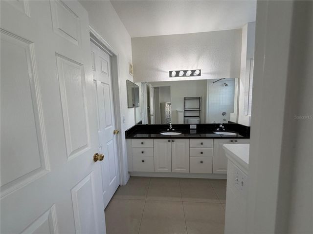 3735 CONROY ROAD 2222, Orlando, FL 32839