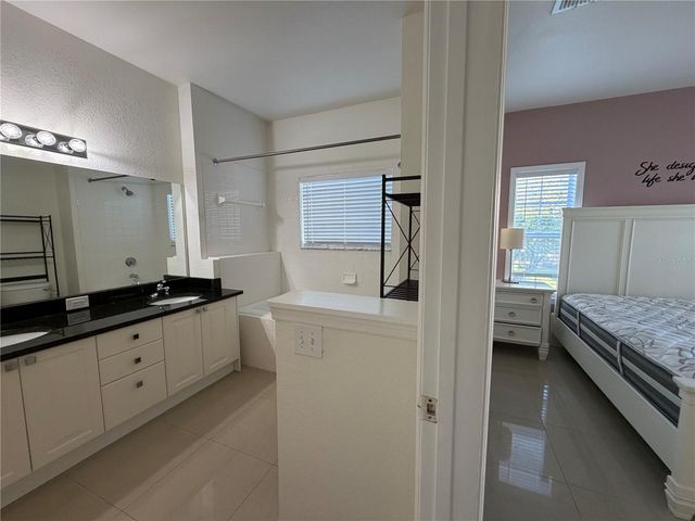 3735 CONROY ROAD 2222, Orlando, FL 32839