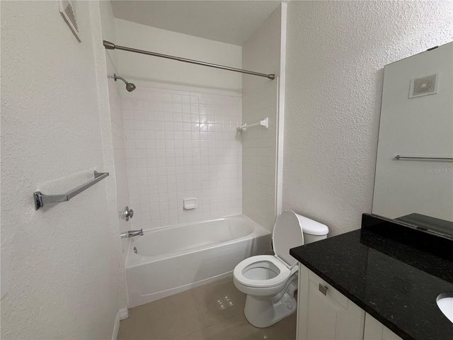 3735 CONROY ROAD 2222, Orlando, FL 32839