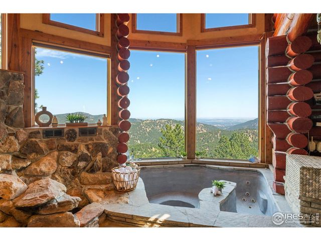 470 Weaver Dr, Boulder, CO 80302
