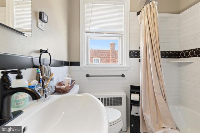 1117 E BARRINGER ST, Philadelphia, PA 19119