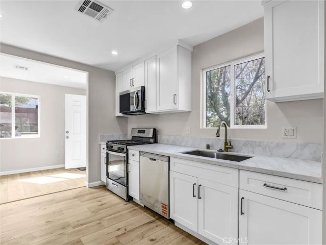 4126 E 1st, Los Angeles, CA 90063