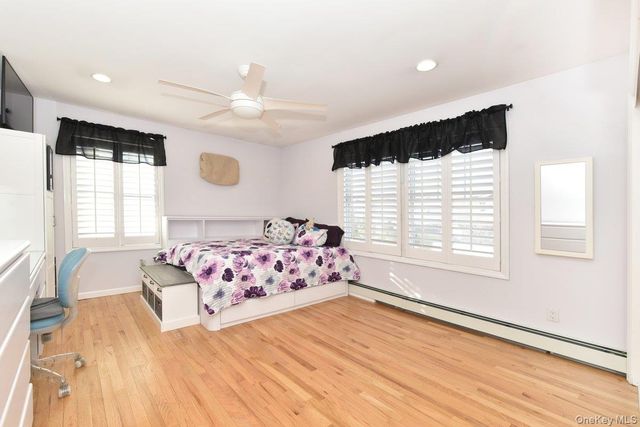 105 Dow Avenue, Mineola, NY 11501