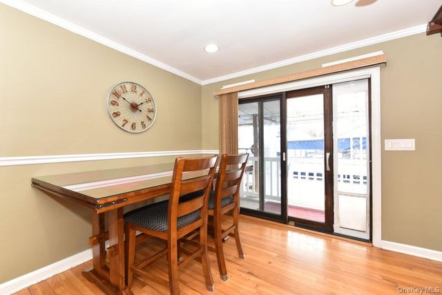 105 Dow Avenue, Mineola, NY 11501