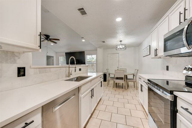 109 Oakhurst Drive, Seagoville, TX 75159