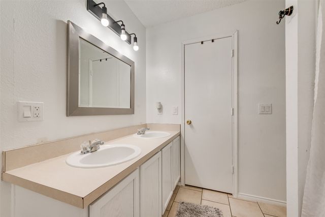 109 Oakhurst Drive, Seagoville, TX 75159