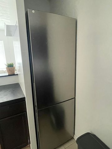 1133 NE 15th Avenue 8, Fort Lauderdale, FL 33304