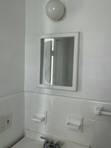 1133 NE 15th Avenue 8, Fort Lauderdale, FL 33304