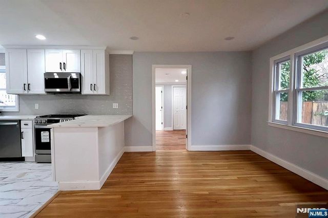 86 Howland Avenue, Teaneck, NJ 07666