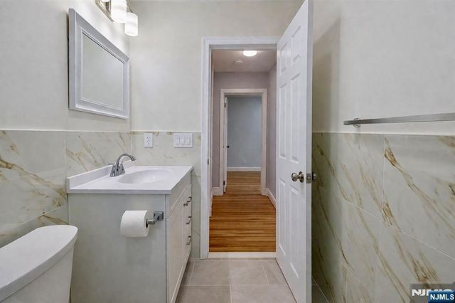 86 Howland Avenue, Teaneck, NJ 07666