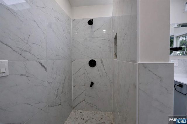 86 Howland Avenue, Teaneck, NJ 07666