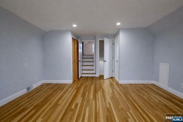 86 Howland Avenue, Teaneck, NJ 07666