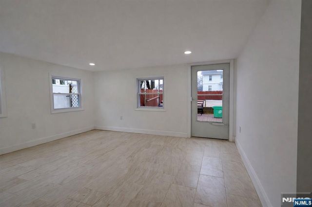 86 Howland Avenue, Teaneck, NJ 07666