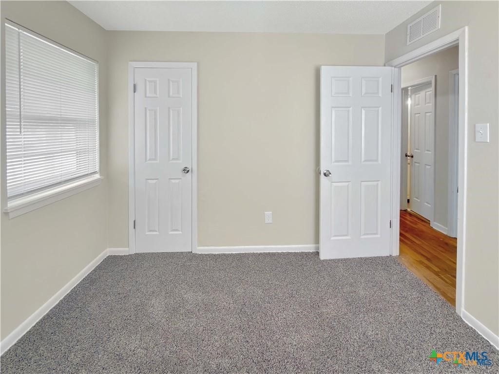 Image 15 of property listing at 701 S 19th Street, Copperas Cove, TX 76522