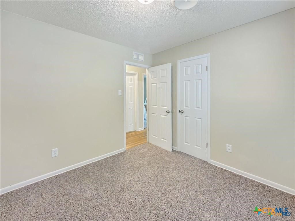 Image 17 of property listing at 701 S 19th Street, Copperas Cove, TX 76522