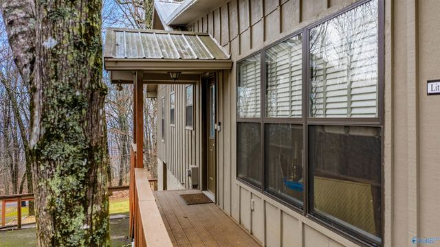 73 County Road 66, Fort Payne, AL 35967