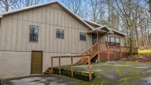 73 County Road 66, Fort Payne, AL 35967