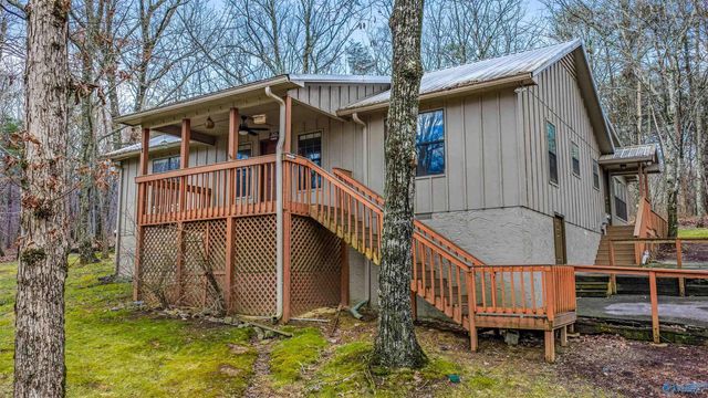 73 County Road 66, Fort Payne, AL 35967