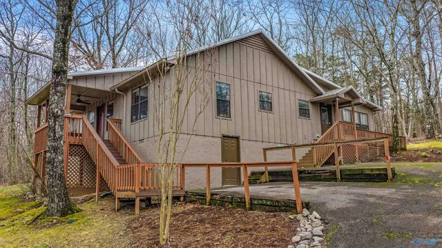 73 County Road 66, Fort Payne, AL 35967