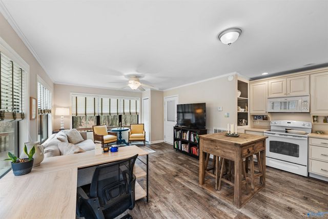 73 County Road 66, Fort Payne, AL 35967