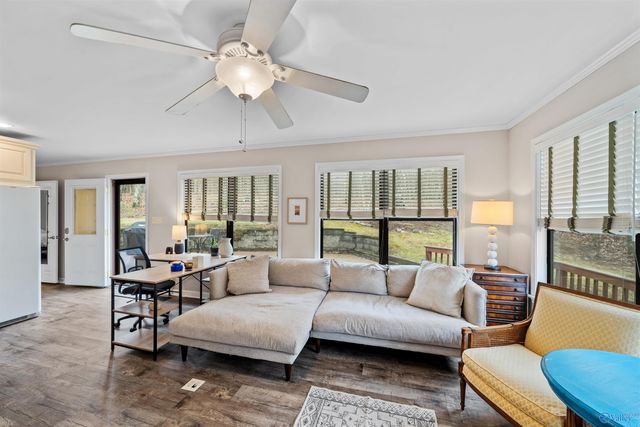 73 County Road 66, Fort Payne, AL 35967