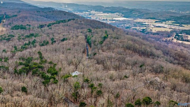 73 County Road 66, Fort Payne, AL 35967