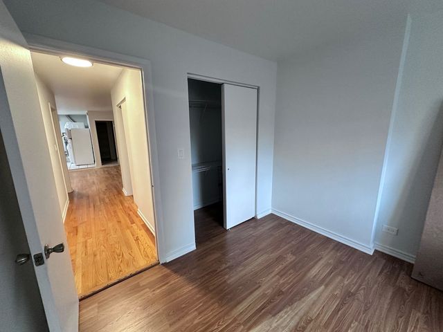 240 W 31st Street 2W, Chicago, IL 60616