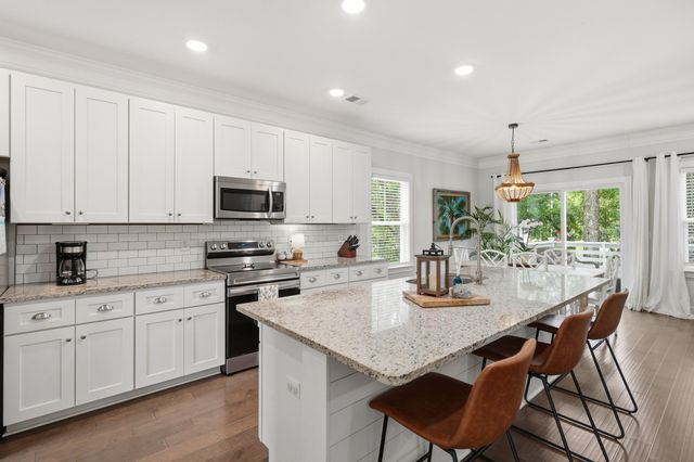 1319 Lucinda Street, Mount Pleasant, SC 29466
