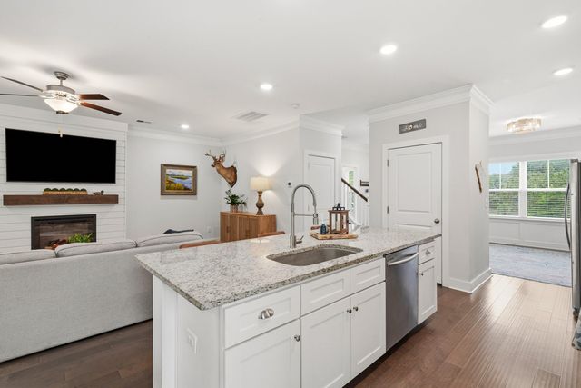 1319 Lucinda Street, Mount Pleasant, SC 29466